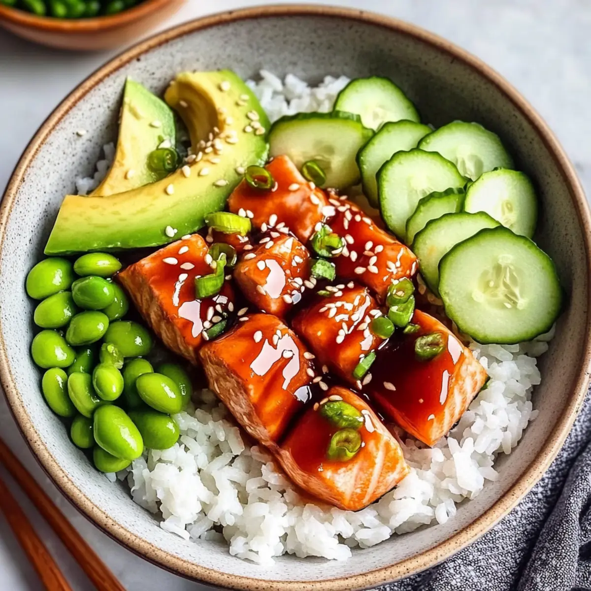 Honey Sriracha Salmon Bowls for a Quick Flavorful Feast
