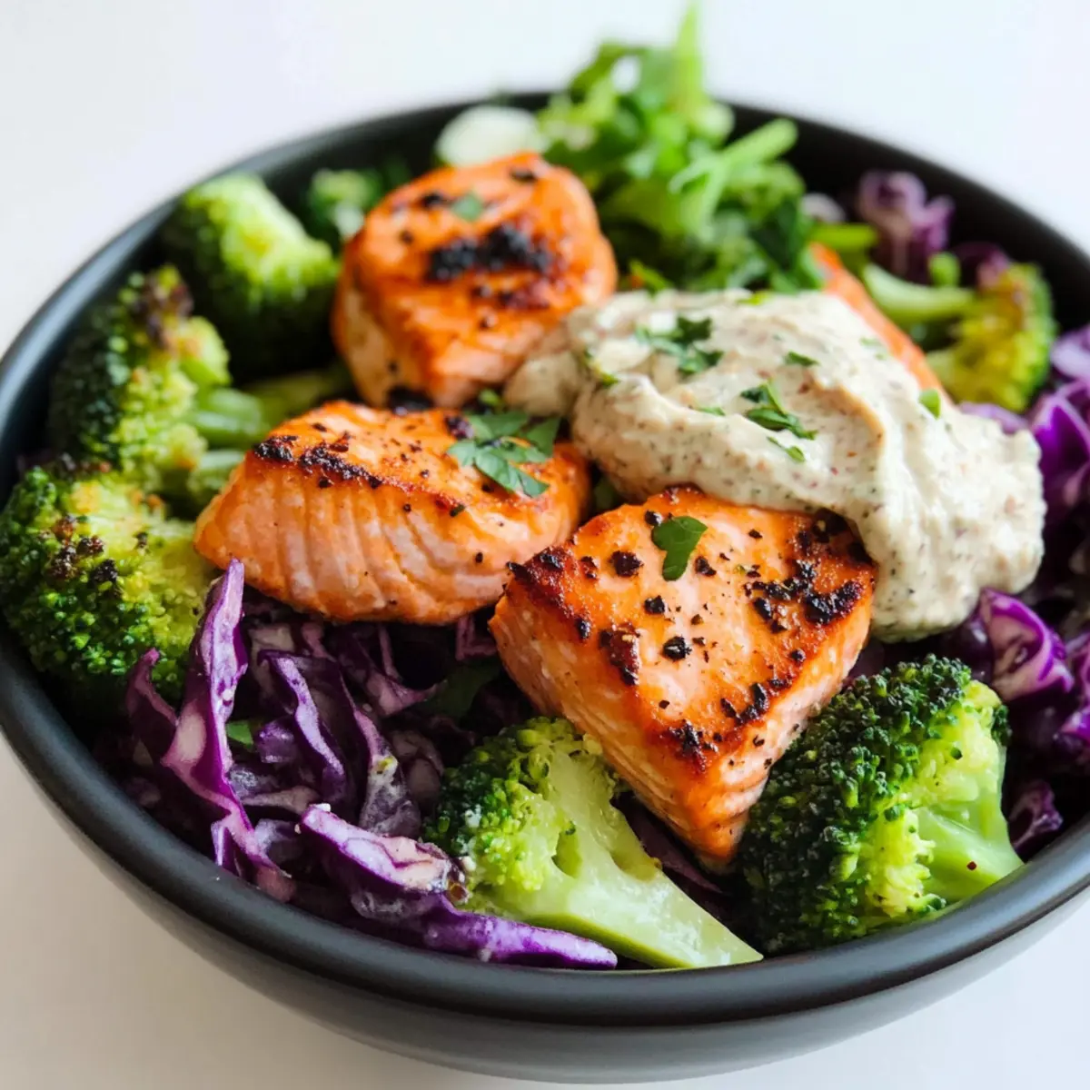 Mediterranean Salmon Bowl: Tasty, Healthy and Easy to Make
