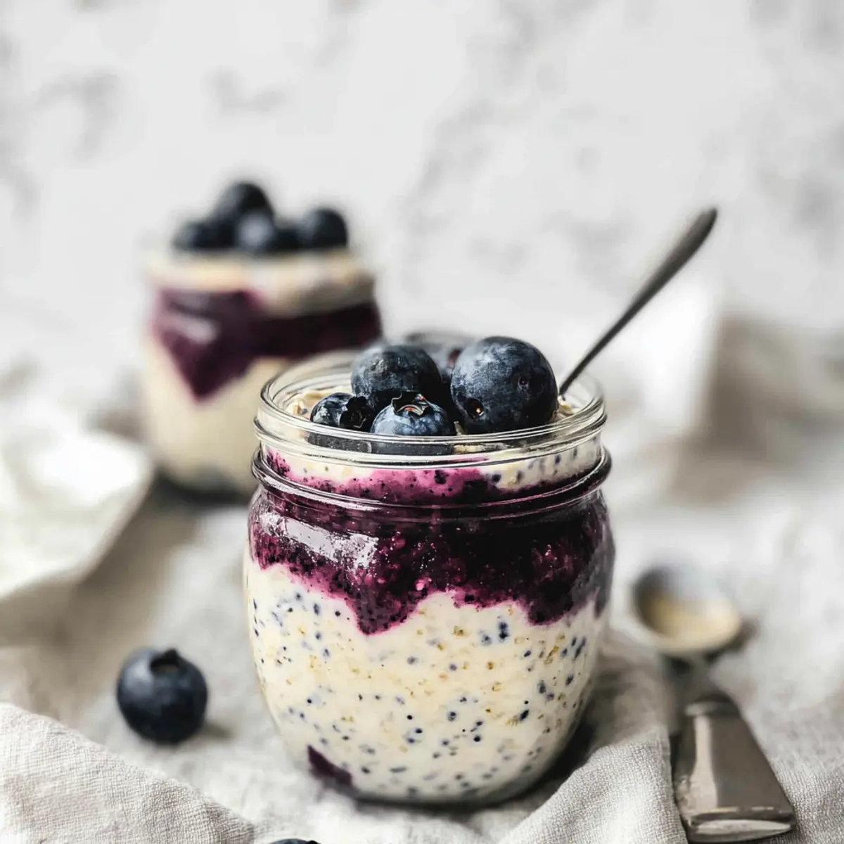 Delicious Blueberry Cheesecake Overnight Oats for a Dreamy Morning