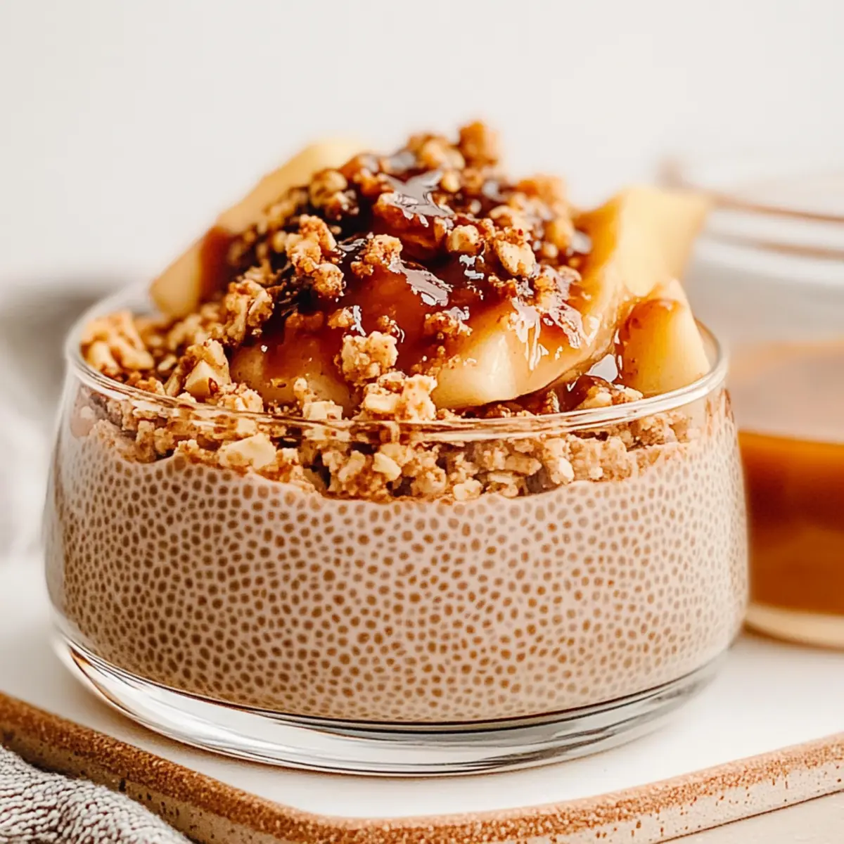 Apple Crumble Chia Pudding for a Cozy Vegan Breakfast