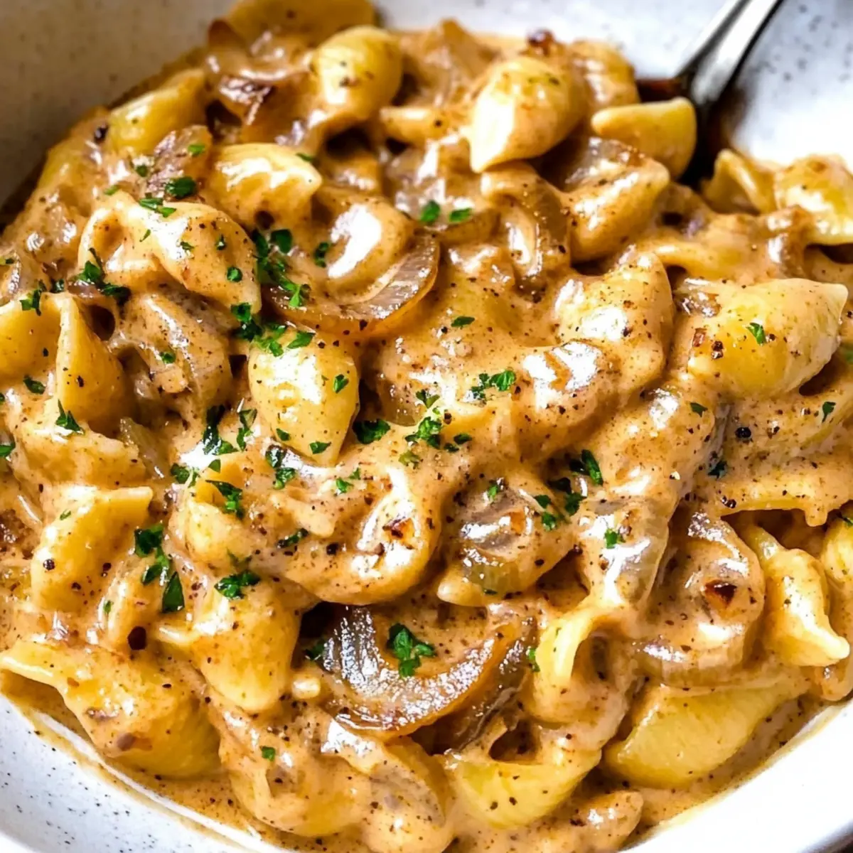 Creamy French Onion Pasta for Effortless Comfort Cooking