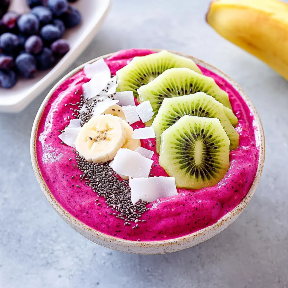 Dragon Fruit Smoothie Bowl: Your Refreshing Vegan Delight